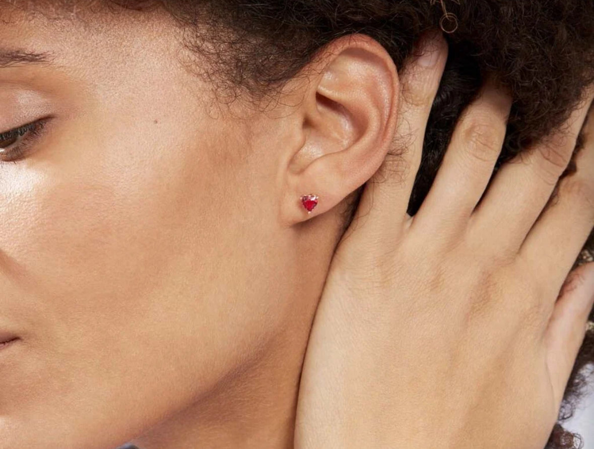 Boucles d’oreilles cœur rouge
