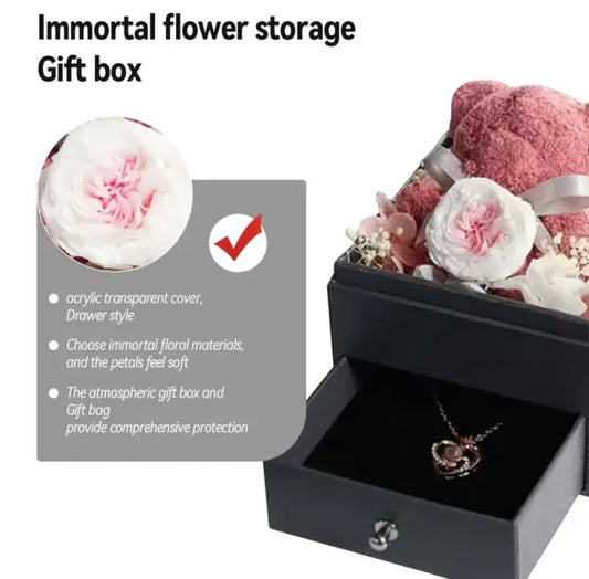 Collier cœur en argent avec ça boîte nounours rose