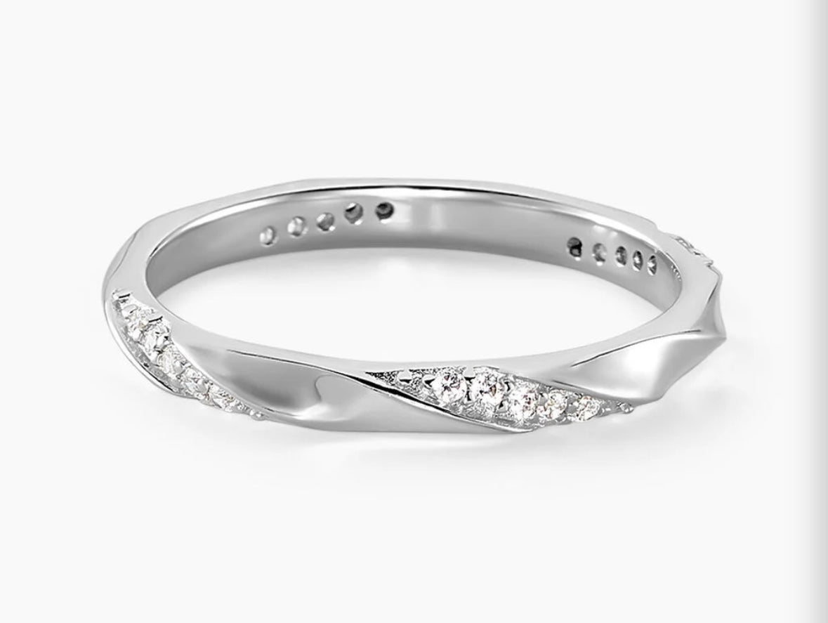 Alliance argent blanc petit diamant