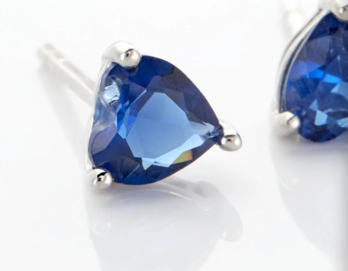 Boucle d’oreille cœur bleu