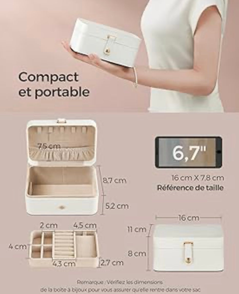 Boîte à bijoux blanche