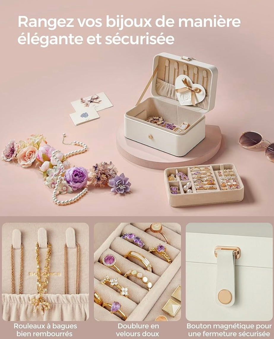 Boîte à bijoux blanche