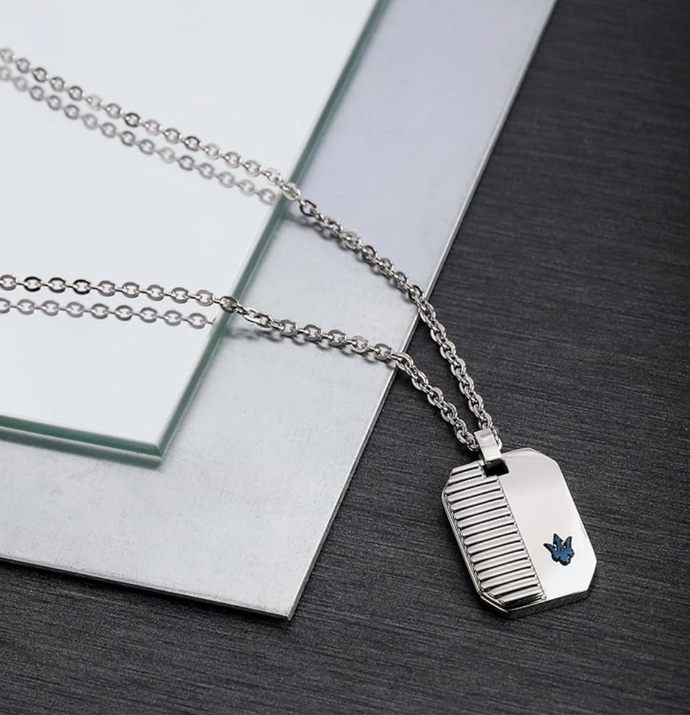 Collier acier maserati