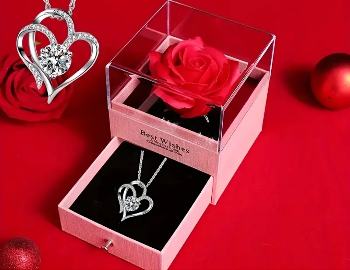 Boîte rose éternel avec collier cœur  en argent